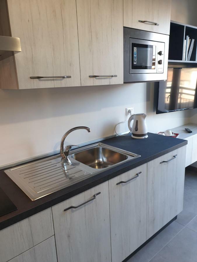 Sun Lake Apartments Десенцано дел Гарда Екстериор снимка