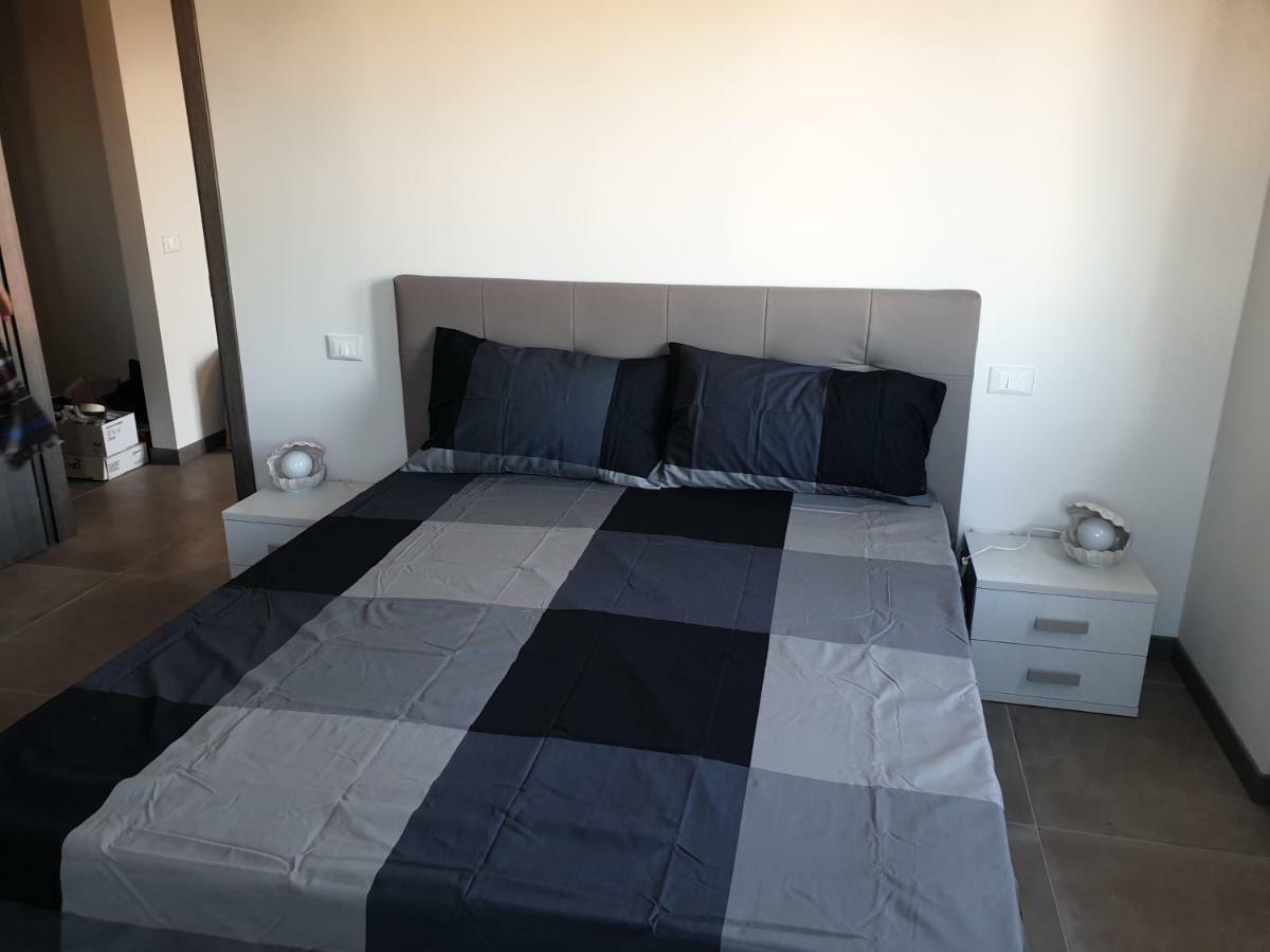 Sun Lake Apartments Десенцано дел Гарда Екстериор снимка