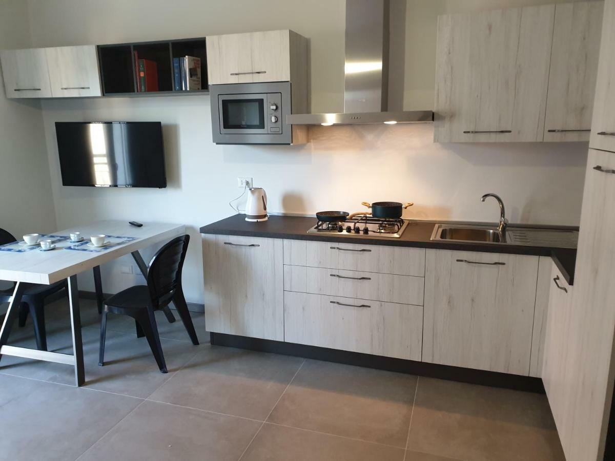 Sun Lake Apartments Десенцано дел Гарда Екстериор снимка
