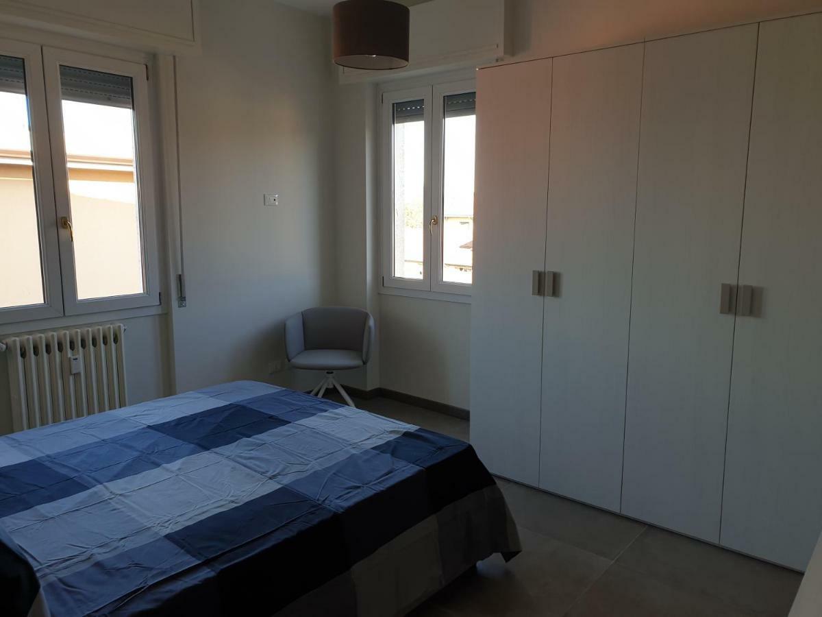 Sun Lake Apartments Десенцано дел Гарда Екстериор снимка